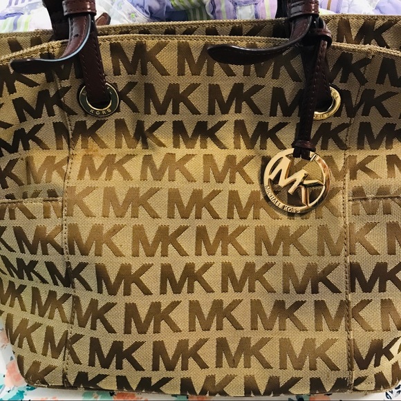 Michael Kors Collection Handbags - Michael Kors Purse